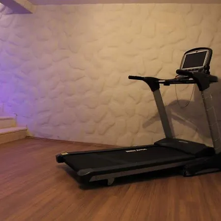 Kondo Suites 4*